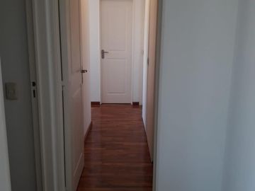 Muy lindo Departamento en venta con cochera en Olivos .- Vías / Maipú