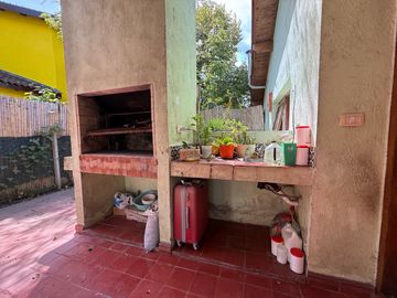 Casa en  venta para reciclar en barrio privado La Barra Village, excelente acceso desde panamericana