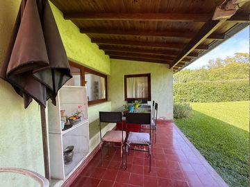 Casa en  venta para reciclar en barrio privado La Barra Village, excelente acceso desde panamericana