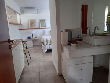 Casa en venta - 1 Dormitoio 1 Baño - Cochera - 150Mts2 - Las Lomas de Miramar