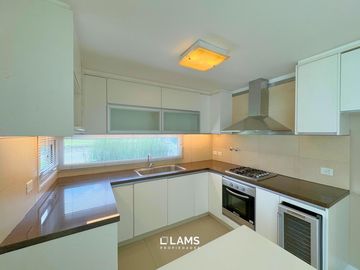 En Venta - Casa 5 ambientes con quincho - Barrio Privado Rumencó - Apto credito