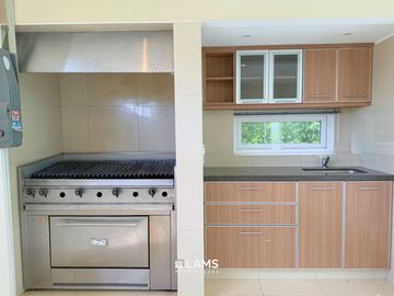 En Venta - Casa 5 ambientes con quincho - Barrio Privado Rumencó - Apto credito