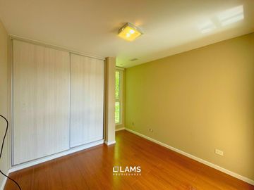En Venta - Casa 5 ambientes con quincho - Barrio Privado Rumencó - Apto credito