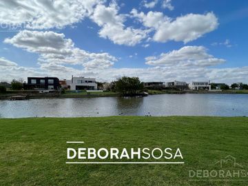 Casa al Agua en Alquiler - 6 amb con Pileta Barrio El Cantón Zona Norte Escobar