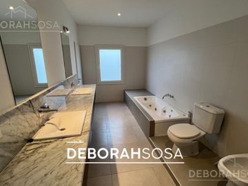 Casa al Agua en Alquiler - 6 amb con Pileta Barrio El Cantón Zona Norte Escobar