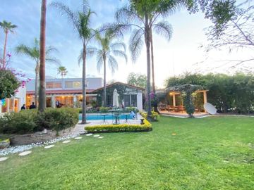 Casa en Venta en Balvanera Polo, Country Club - Espectacular Residencia