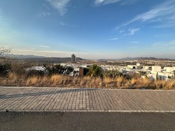 TERRENO EN VENTA EN CUMBRES DEL LAGO. 12