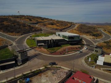 TERRENO EN VENTA EN CUMBRES DEL LAGO. 12
