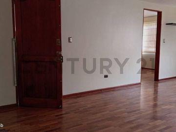 Iluminado Departamento en Venta en la mejor zona de Surquillo