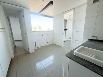 Exclusivo Departamento con Vista al Club de Golf Los Leones