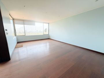 Exclusivo Departamento con Vista al Club de Golf Los Leones
