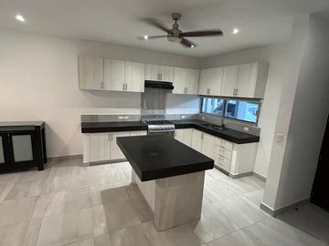Casa en  venta en Cancún Arbolada Residencial
