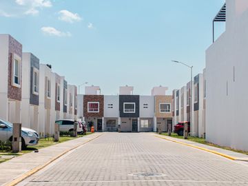 Casa en San Juan Cuautlancingo Centro