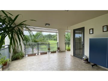 Venta Amplio Apartamento de 3 recámaras, River Valley
