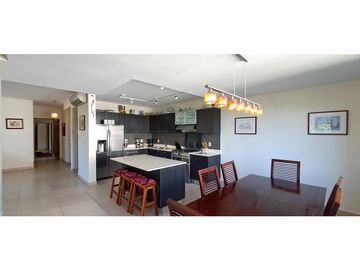 Venta Amplio Apartamento de 3 recámaras, River Valley