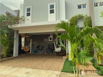 VENDO CASA VICTORIA, EN BRISAS DEL GOLF  (9)