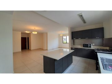 En Venta Apartamento de 3 recámaras en River Valley, Panamá Pacífico