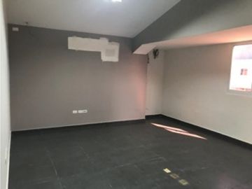 VENDO  GALERA LISTA PARA OCUPAR