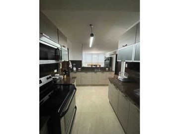 VENDO APARTAMENTO EN PH VILLA DEL MAR - AV. BALBOA
