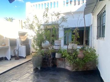 Casa PH en venta en Ituzaingo Sur