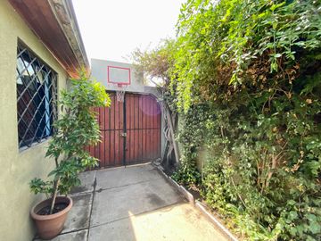Casa en venta en LA CISTERNA