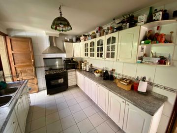 Casa en venta en LA CISTERNA