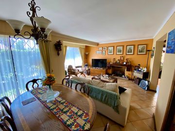 Casa en venta en LA CISTERNA