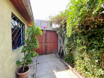 Casa en venta en LA CISTERNA