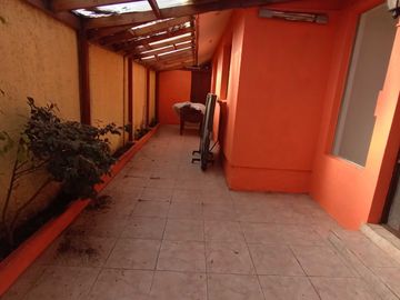 Casa en venta en MACUL