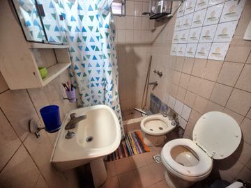 VENTA CASA 4 AMBIENTES HURLINGHAM PATIO