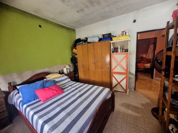 VENTA CASA 4 AMBIENTES HURLINGHAM PATIO