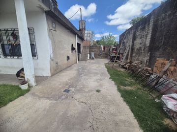 VENTA CASA 4 AMBIENTES HURLINGHAM PATIO