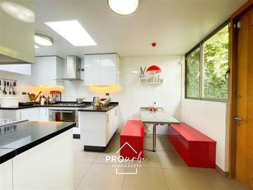Casa en Venta en Maria Monvel con Álvaro Casanova