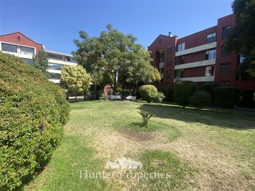 Departamento en Venta en Las tranqueras con Vitacura