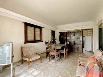 VENTA PROPIEDAD EN BLOCK 2 PH MAS LOCALES EN PB