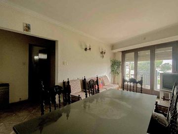 VENTA PROPIEDAD EN BLOCK 2 PH MAS LOCALES EN PB