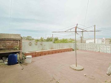 VENTA PROPIEDAD EN BLOCK 2 PH MAS LOCALES EN PB