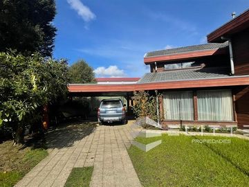 Casa en Venta en (KRM13513) Casa de 2 niveles, Zona Urbana a 5 minutos del Centro