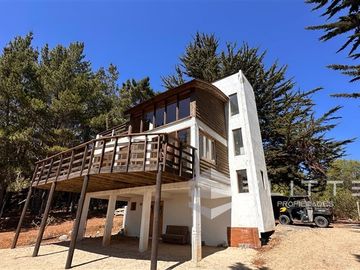 Parcela en Venta en (MVR) Casa con vista al mar en Cerro Lugano, Pichilemu