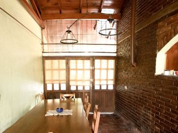 CASA EN VENTA  5 AMB- APTA CREDITO