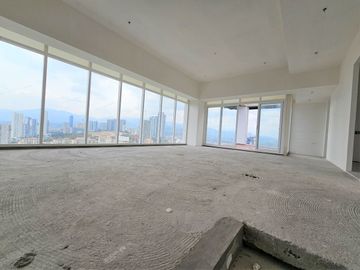 Pent House en Venta en Ivy Bosque Real.