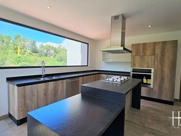 SUPER OPORTUNIDAD!!!   CASA EN CONDOMINIO EN VENTA EN BOSQUE REAL.