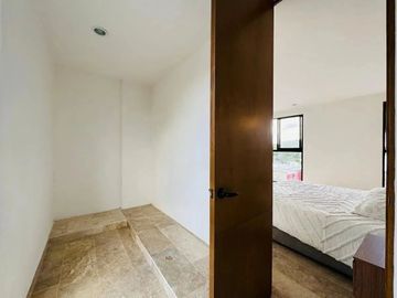 EN VENTA CASA TIPO TOWNHOUSE EN ZONA NORTE MÉRIDA I PRIVADA CELESTA CHOLUL