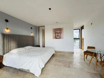 EN VENTA CASA TIPO TOWNHOUSE EN ZONA NORTE MÉRIDA I PRIVADA CELESTA CHOLUL