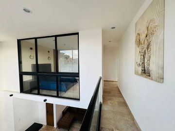 EN VENTA CASA TIPO TOWNHOUSE EN ZONA NORTE MÉRIDA I PRIVADA CELESTA CHOLUL