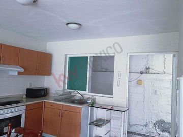 Casa Junto al Colegio Wexford, Corregidora. A 1 minuto de Paseo Constituyentes.