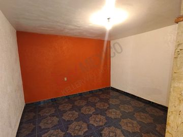 ¡Tu hogar ideal!  Amplia casa de 5 recámaras en La Sardaña, Tultitlán.