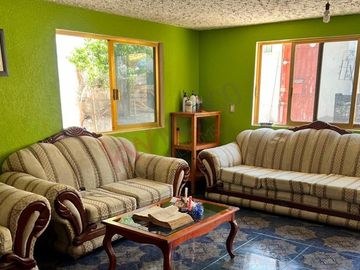 ¡Tu hogar ideal!  Amplia casa de 5 recámaras en La Sardaña, Tultitlán.
