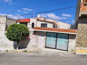 ¡Tu hogar ideal!  Amplia casa de 5 recámaras en La Sardaña, Tultitlán.