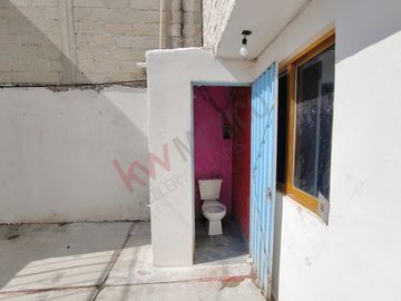 ¡Tu hogar ideal!  Amplia casa de 5 recámaras en La Sardaña, Tultitlán.